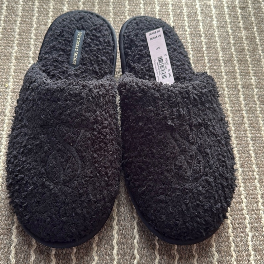 Victoria’s Secret Slippers